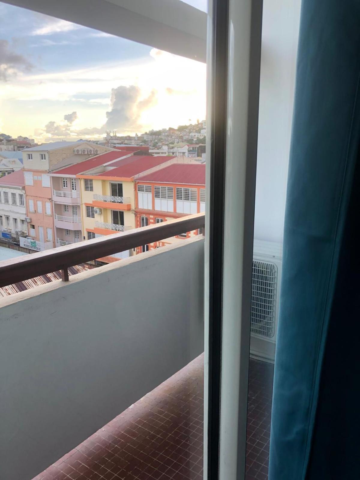 Appartement Au Coeur De Fort De France A Cote De La Bibliotheque Schoelcher! Buitenkant foto